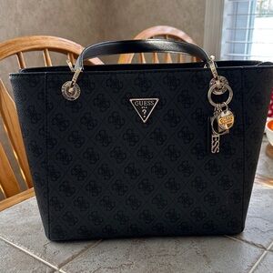 Guess Elegant Black Patterned Tote